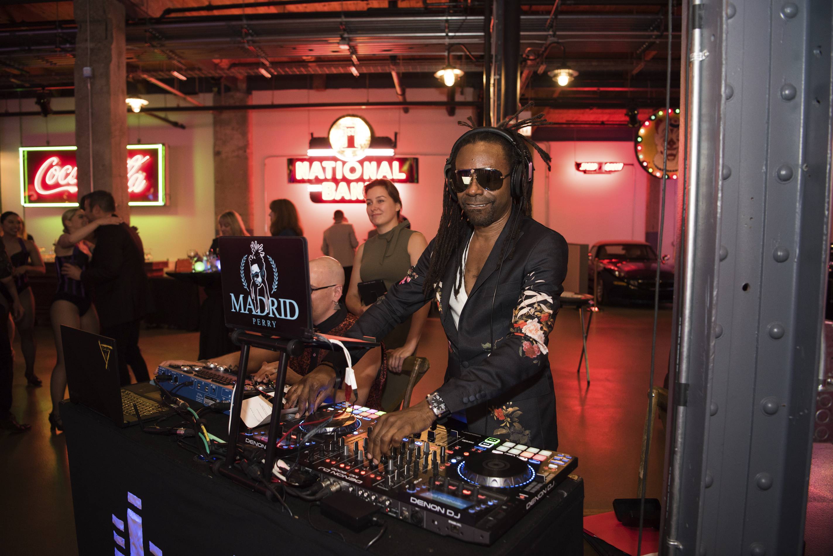 2277_Pictured_DJ_Madrid_Perry_spins_musical_magic_at_GDC_s_2022_Legacy_Ball_Photo_by_Beth_Anne_Anderson.jpg