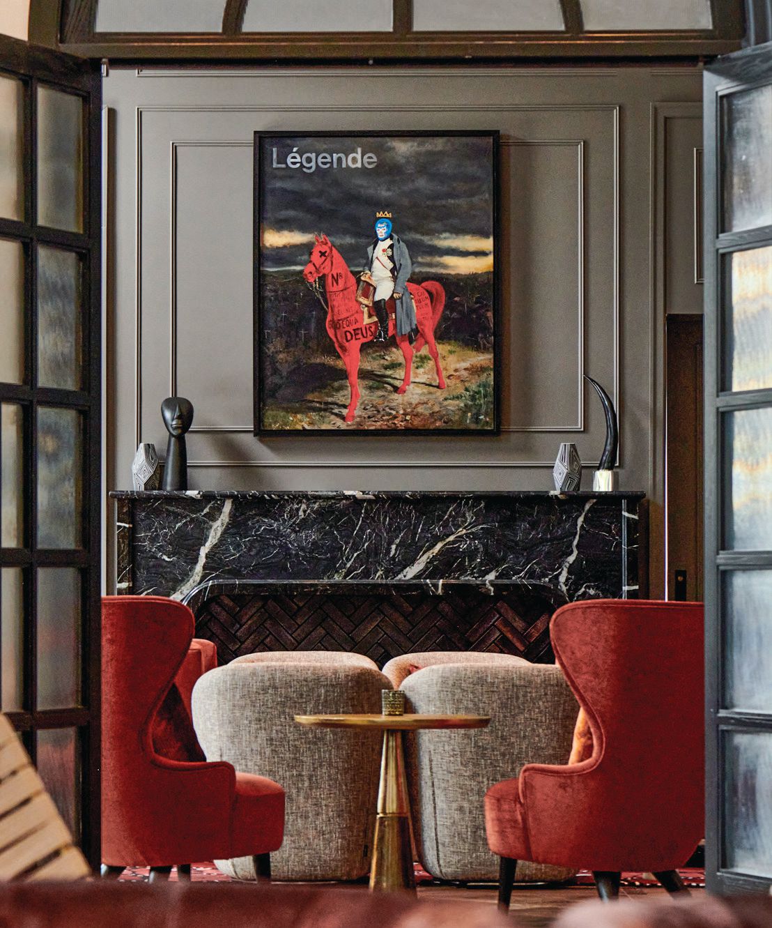 Heath Kane’s “Légende” hangs in a parlor, which is frequently the backdrop to intimate private events. PHOTO COURTESY OF DAXTON HOTEL