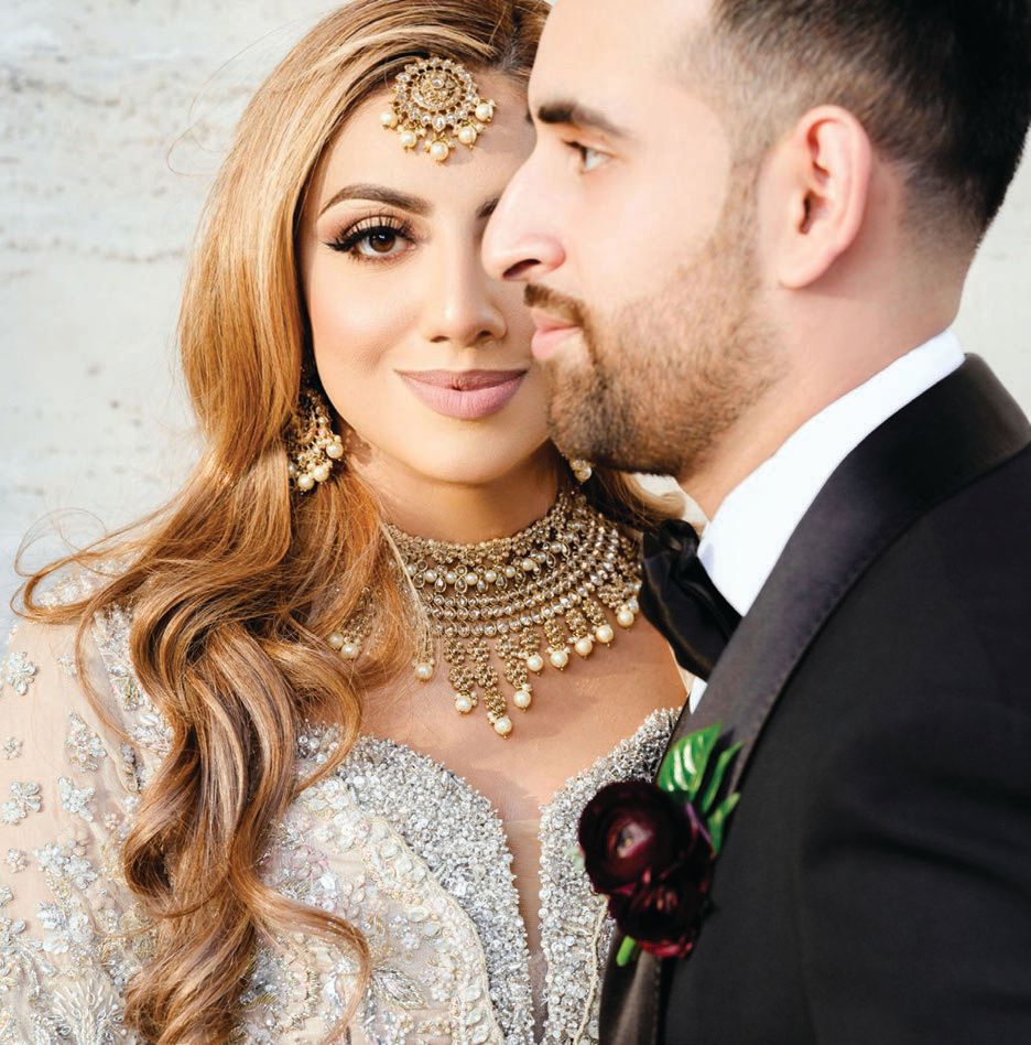 The chic newlyweds Photographed by IVASH Photography