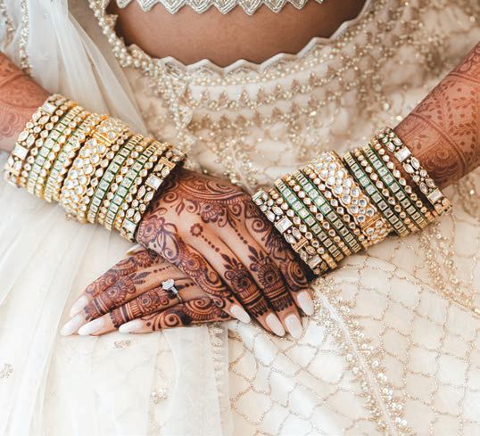Bride Niki’s mehndi was by Sumeyya Rehman of Henna Craze. Photographed by Soda Fountain Photography
