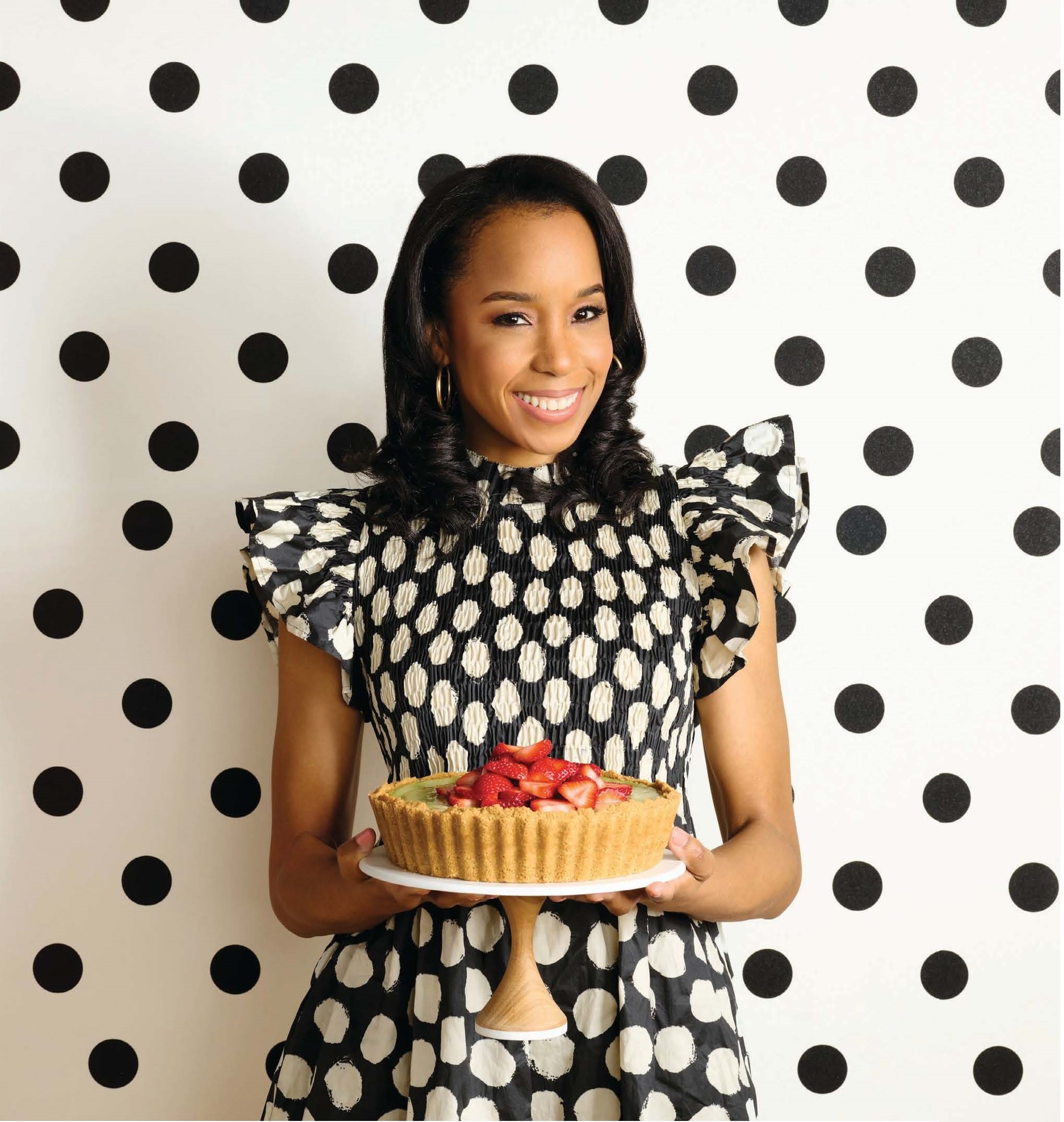 At her new Avalon Park bakery Justice of the Pies, Maya- Camille Broussard is serving up decadent desserts—and inspiring fellow Chicagoans along the way. PHOTO © 2022 BY DAN GOLDBERG