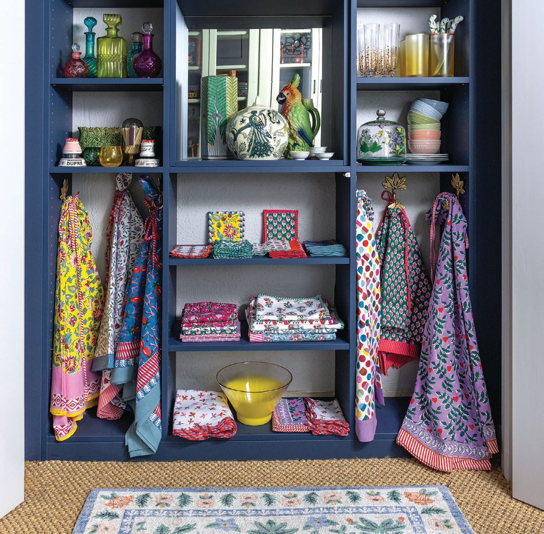 California Closets goes maximalist in this project from designer Isabel Ladd. PHOTO BY: MARTA XOCHILT PEREZ
