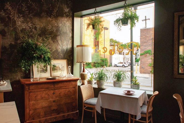 The cozy dining room at Robert et Fils PHOTO: BY LENA JACKSON