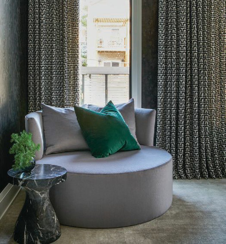 Textured window coverings from Couture Window Treatments add dimension. PHOTOGRAPHED BY RYAN MCDONALD